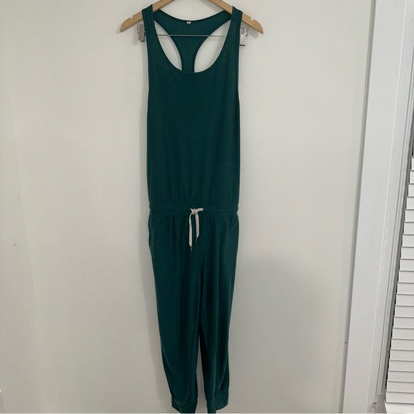 Women's Vuori Lux Jumpsuit sz L #B1 - Picture 2 of 4
